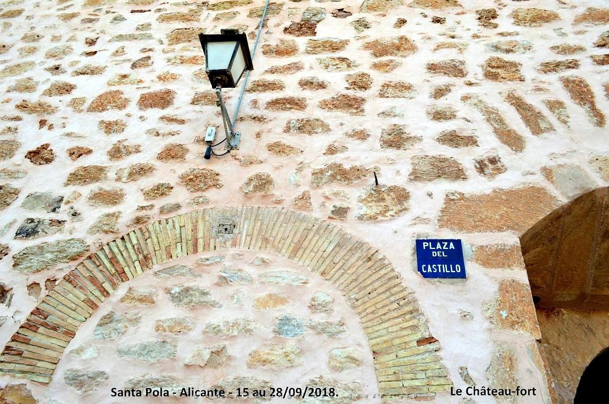 23 SANTA POLA CHATEAU FORT ET PLACE GLORIETA (16).JPG